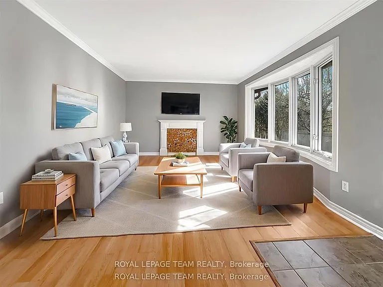925 Moorvale St #UPPER — Photo 6