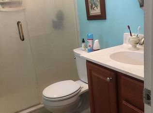 107 Carlton Rd, Savannah, GA 31410