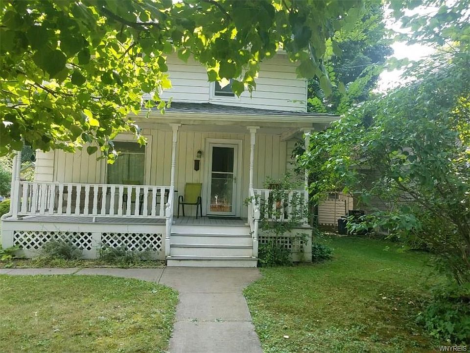 1st image of 128 Center St