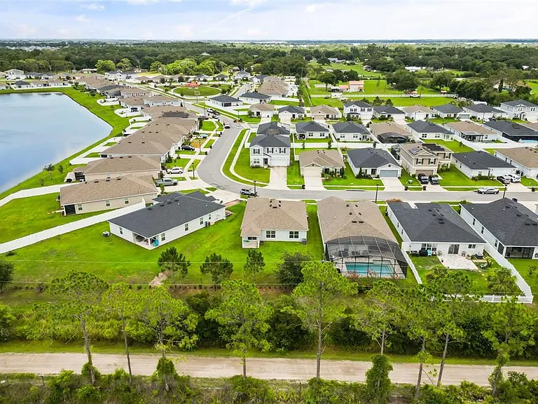3140 Sweet Acres Pl — Photo 32