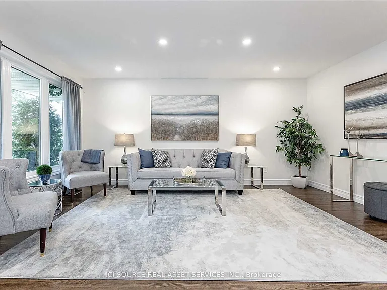 27 Brenlyn Ct #UPPER — Photo 6