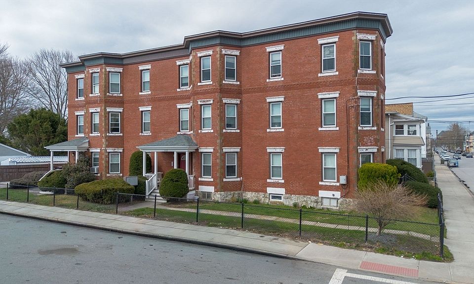 1st image of 1153-1157 Slade St
