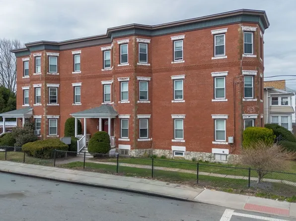 1153-1157 Slade St, Fall River, MA 02724