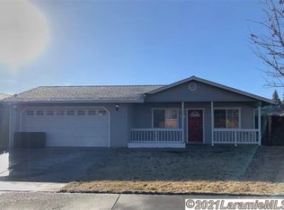 710 Pearl Cir, Susanville, CA 96130
