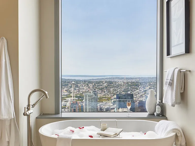 The Residences at Rainier Square — Photo 9