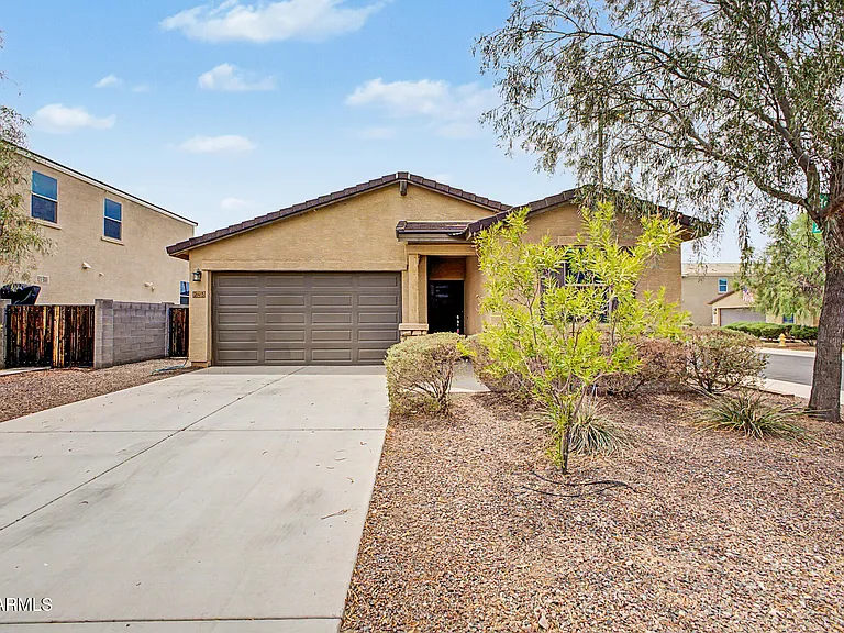 21415 W Holly St — Photo 1
