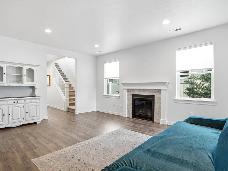 3434 S Garibaldi Pl — Photo 8