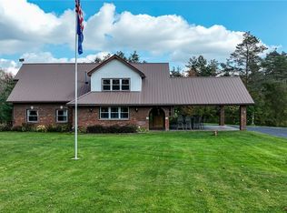 10501 Rocky Mountain Rd, North Collins, NY 14111
