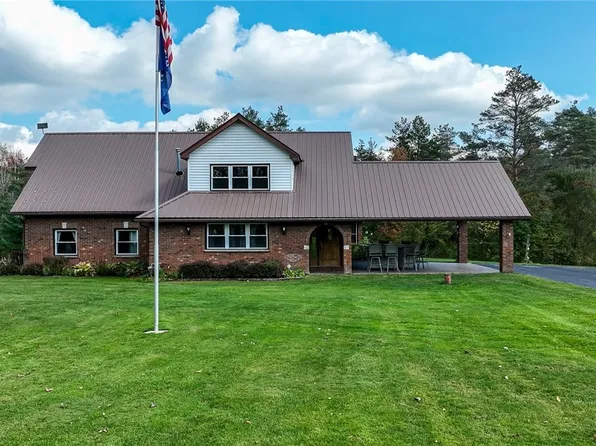 10501 Rocky Mountain Rd, North Collins, NY 14111