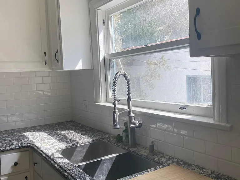 1616 3/4 Silver Lake Blvd #2 — Photo 8