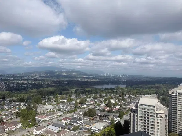 4711 Hazel St #2510, Burnaby, BC V5H 0J9