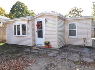 43 Davis St, Abington, MA 02351