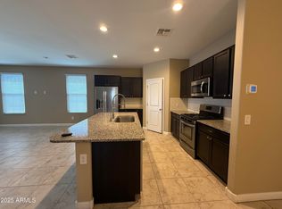 10743 W Bronco Trl, Peoria, AZ 85383