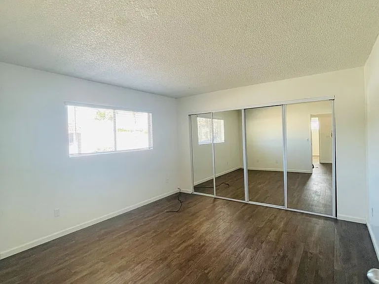 129 E Santa Ana St — Photo 26