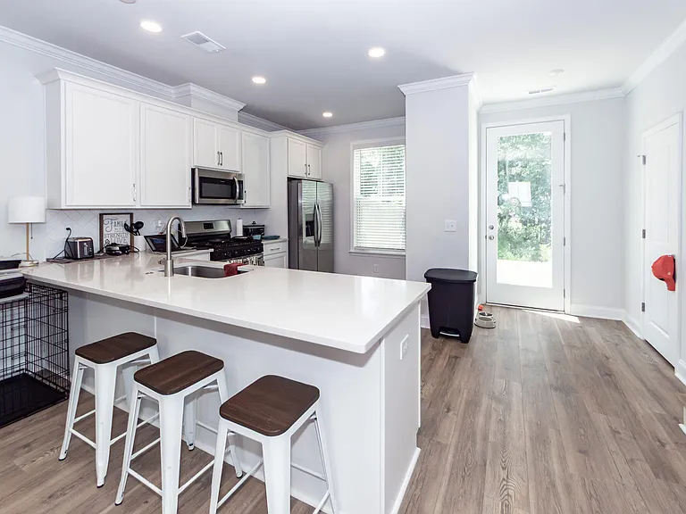 513 Green Fern Dr — Photo 8