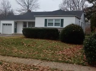 14 Hudson Rd, Garden City, NY 11530