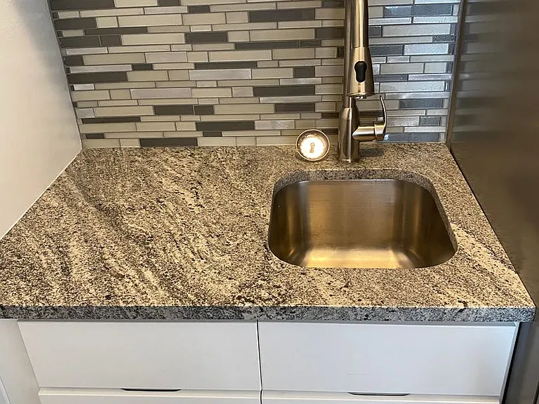 Creswood Apartments- Come home to Convenience! — Photo 30