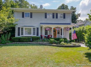 369 Spring Ave, Glen Ellyn, IL 60137