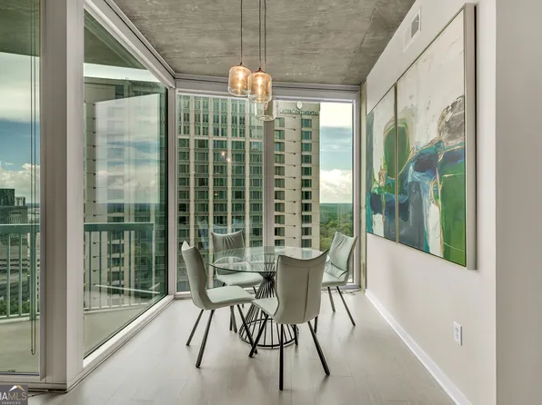 3324 Peachtree Rd NE, Atlanta, GA 30326