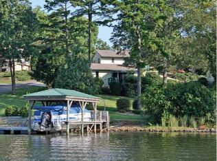 3028 Point Clear Dr, Tega Cay, SC 29708