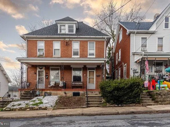 22 Tritle Ave, Waynesboro, PA 17268