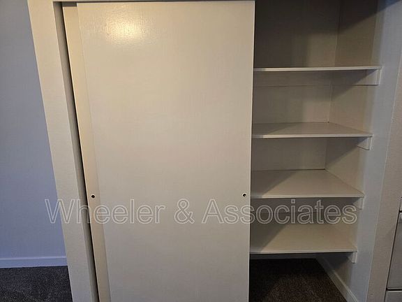 5th image of 5630 Meadow Ln #198