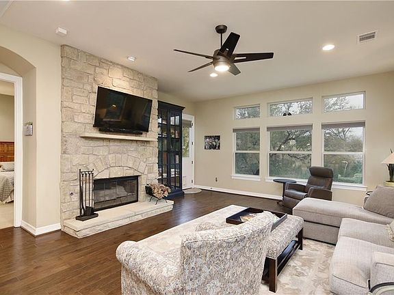4th image of 826 San Remo Blvd