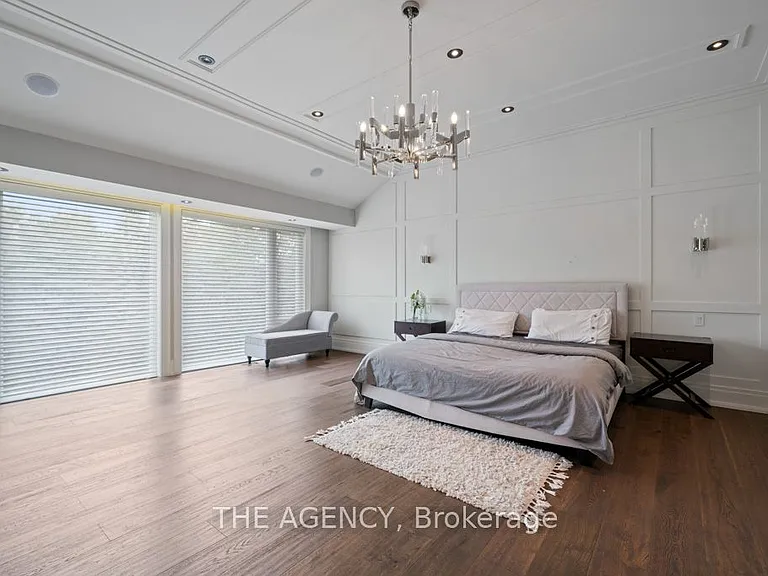 8 Frivick Ct — Photo 31
