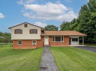 3153 Shorthorn Dr SW, Roanoke, VA 24018