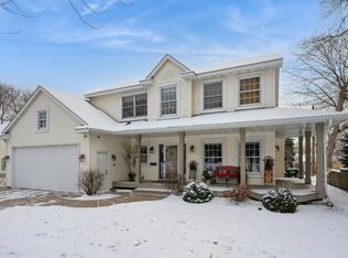 3216 32nd Ave NE, Saint Anthony, MN 55418