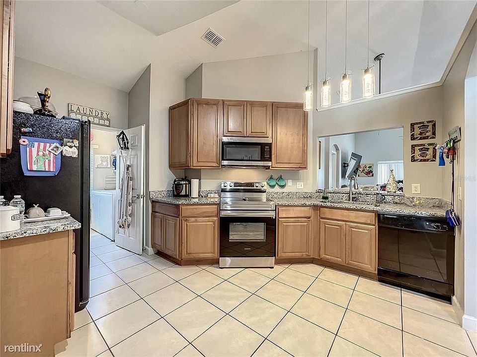 1st image of 7902R Oakstone Ct