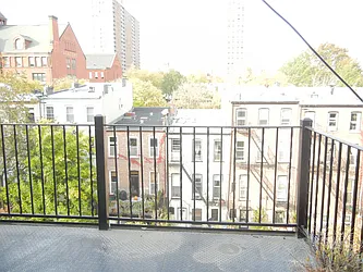 Rented by Brooklyn Heights Real Estate Inc