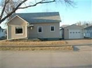 212 W Grant St, Preston, IA 52069
