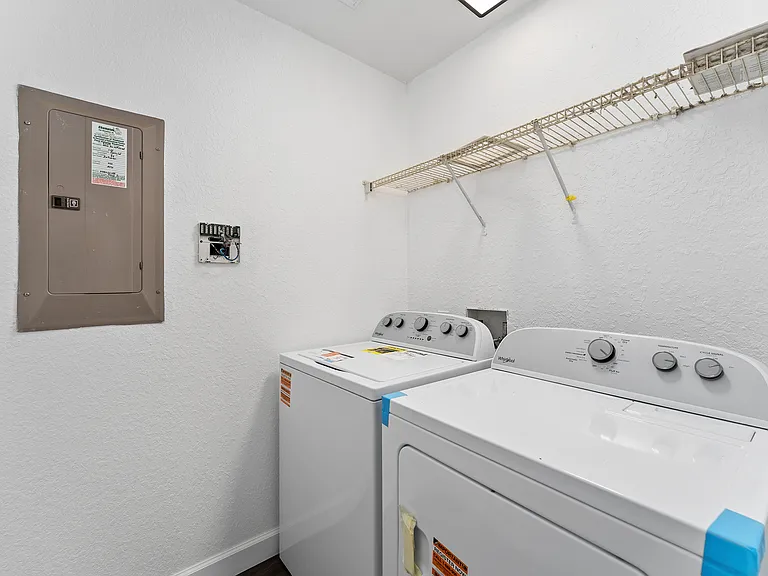 15940 SW 29th Court Rd — Photo 15