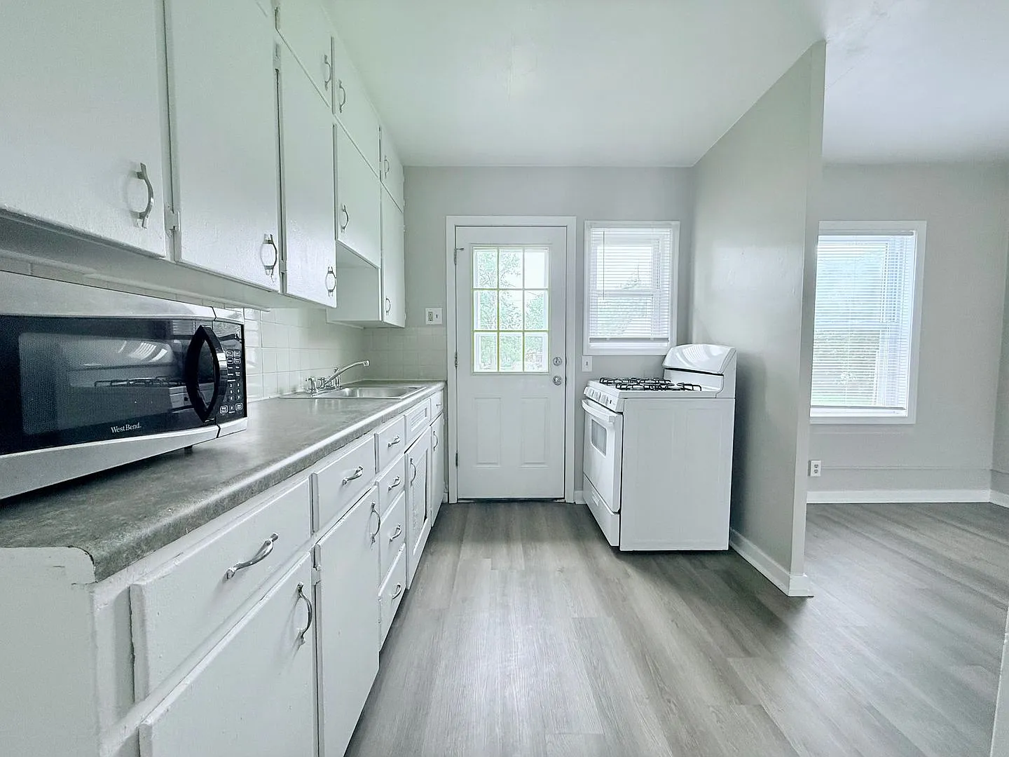 Locust Street Townhomes — Photo 4