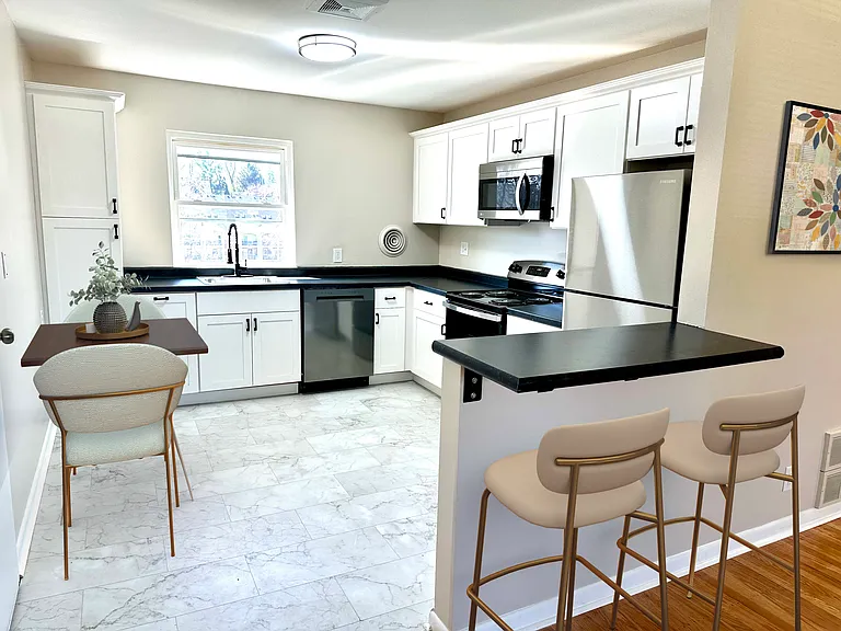 2722 Riedling Dr #4 — Photo 1