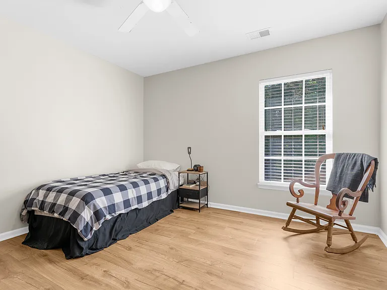 431 Cotton Hope Ln — Photo 32