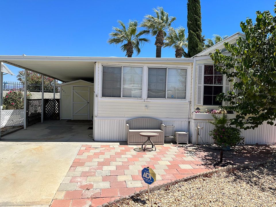 1st image of 1295.5 S Cawston Ave