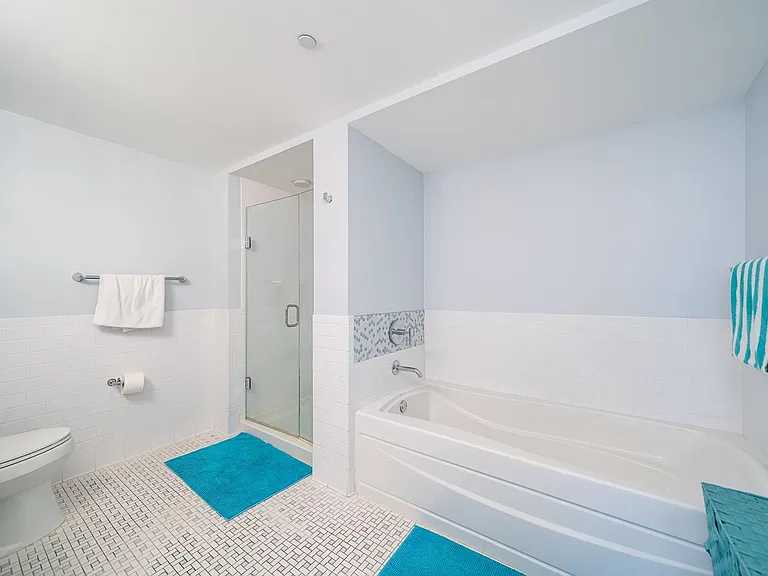 700 Grove St #11S — Photo 16