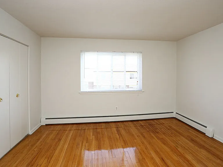 SummerHill Apartments — Photo 14