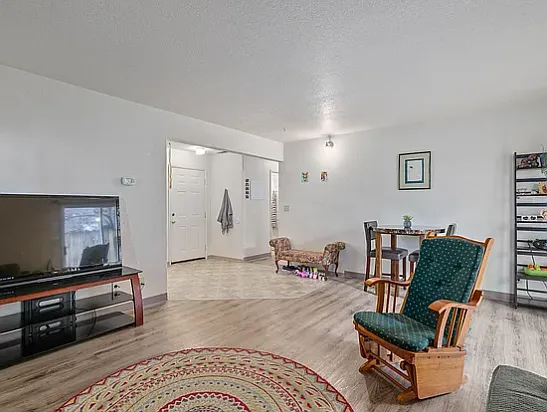 1882 Medart Ln — Photo 3