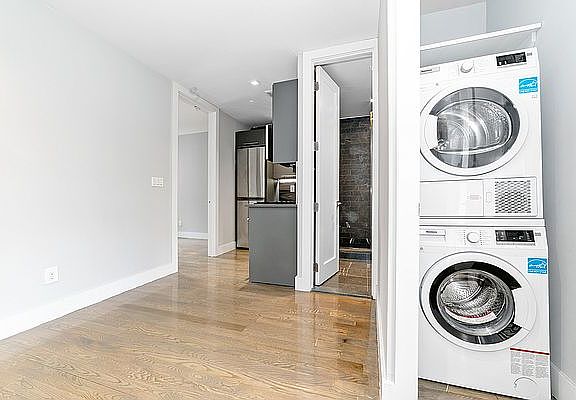 3rd image of 244 E 117th St APT 2B