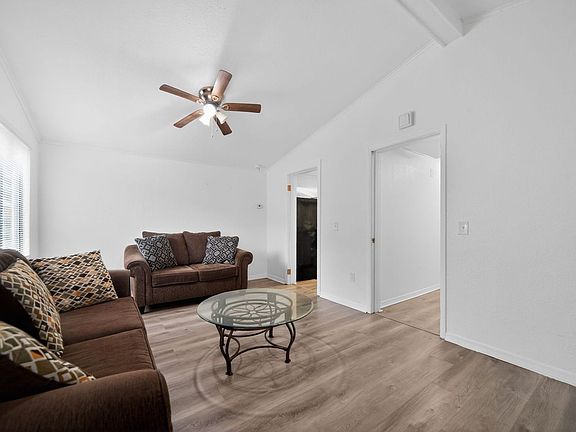 5th image of 2314 W South St