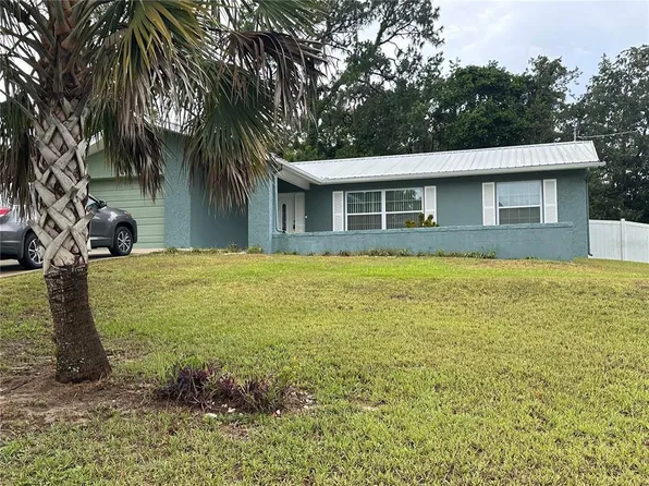 5657 W Pine Cir, Crystal River, FL 34429