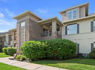 3053 W Drexel Ave UNIT 119, Franklin, WI 53132