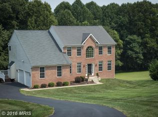 9 Kamaleer Ct, Reisterstown, MD 21136