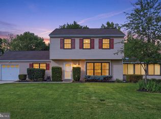 2049 Hawthorne Ln, Hatfield, PA 19440