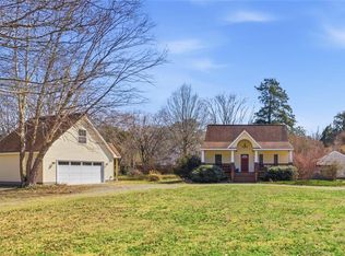 6493 Walter Reed Dr, Gloucester, VA 23061