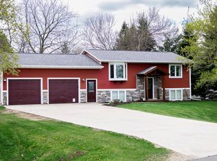 1312 Moor Stone Dr NE, Alexandria, MN 56308