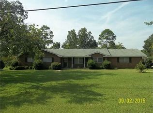 531 E Church St, Headland, AL 36345